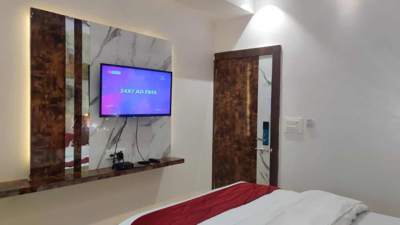 בהופאל Hotel Relax מראה חיצוני תמונה